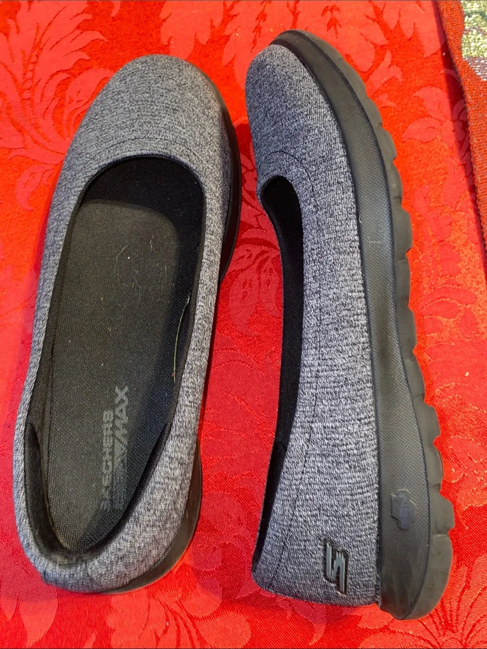 Skechers Women's Gray Knit Slip-On Flats